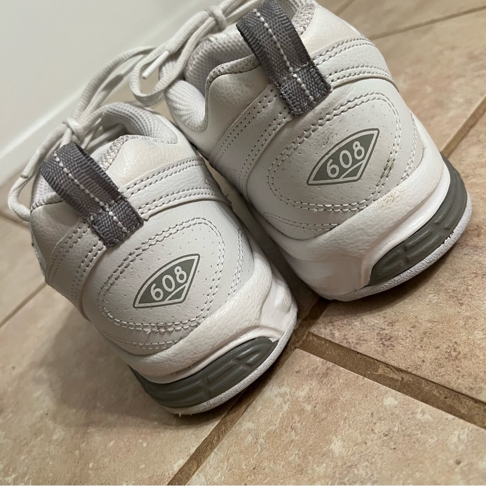 New Balance White/Grey 608 v3 Sneaker 9.5 - Picture 7 of 11